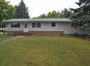 423 W 18th St, Kearney, NE 68845