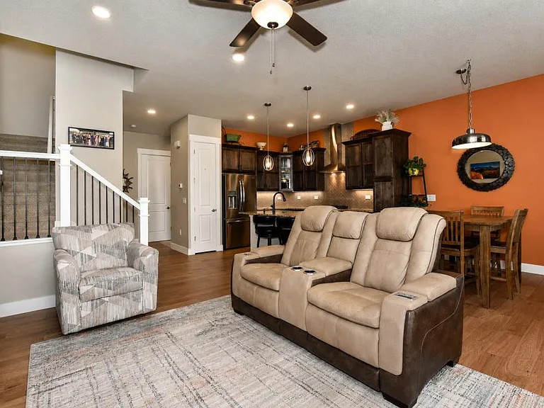 6245 Vernazza Way — Photo 7
