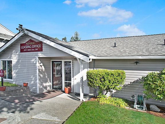 5th image of 3717 148th St SW #C101