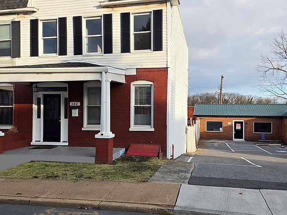 2nd image of 332 S Burhans Blvd E