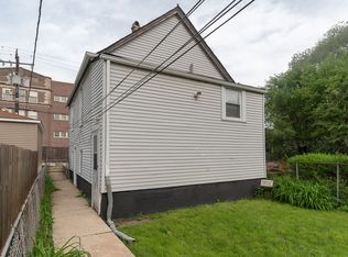 1722 N Kimball Ave, Chicago, IL 60647