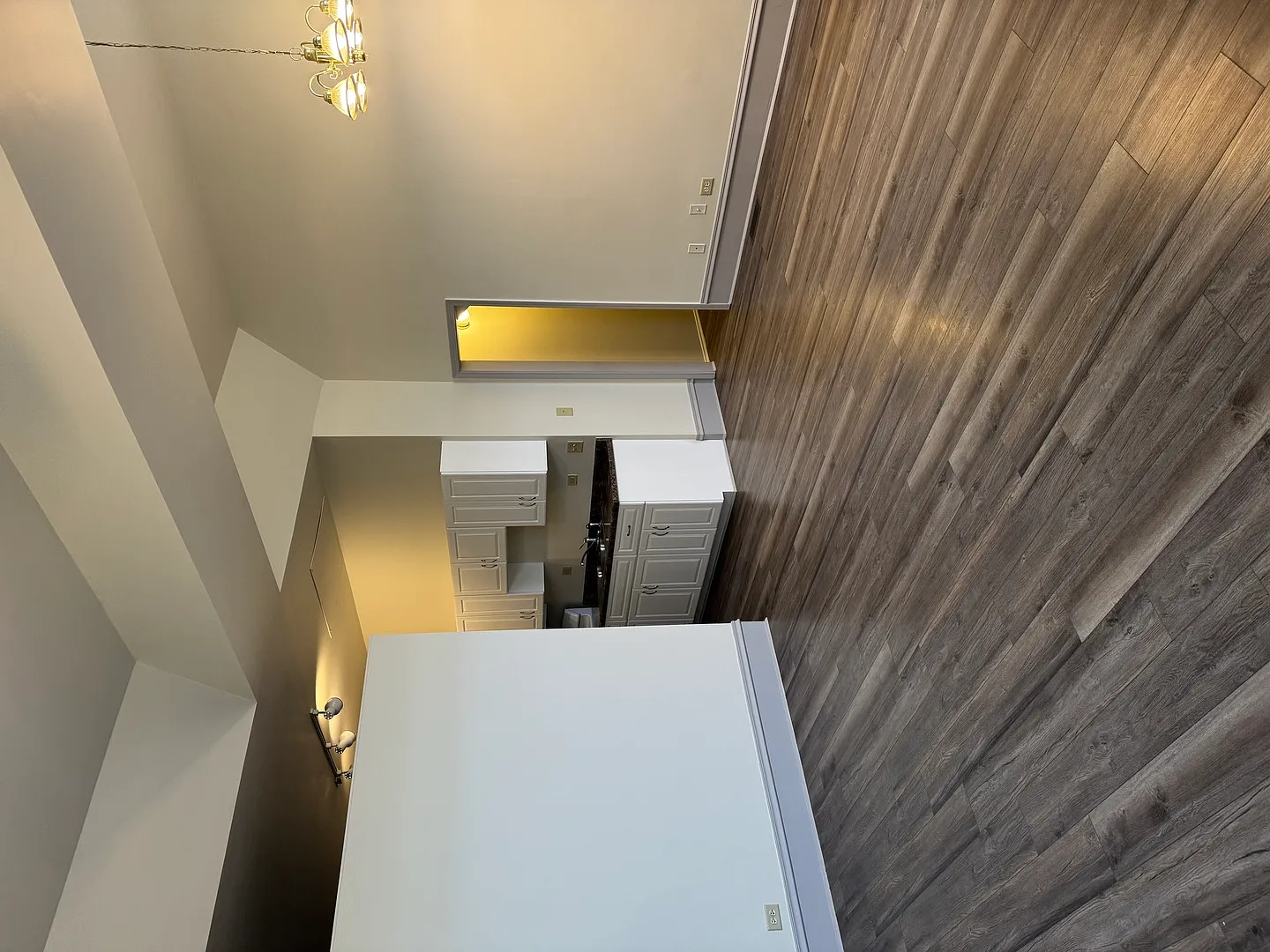 1 bed, 650 sqft, $1,500 — Photo 2