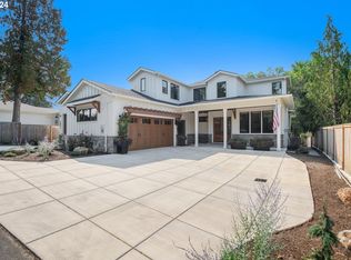 3851 SW 90th Ave, Portland, OR 97225