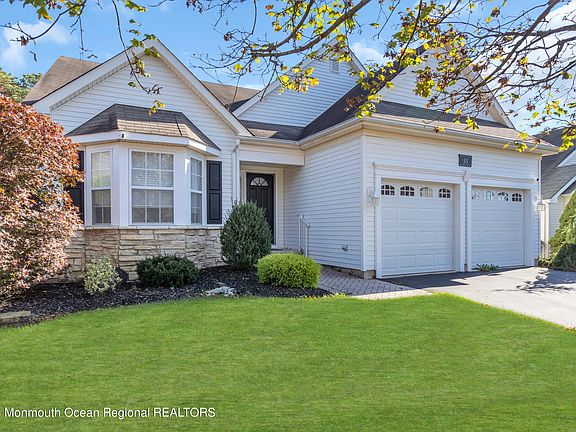 2nd image of 55 Rosewood Drive