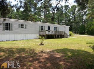 920 W McKinnon St, Mount Vernon, GA 30445