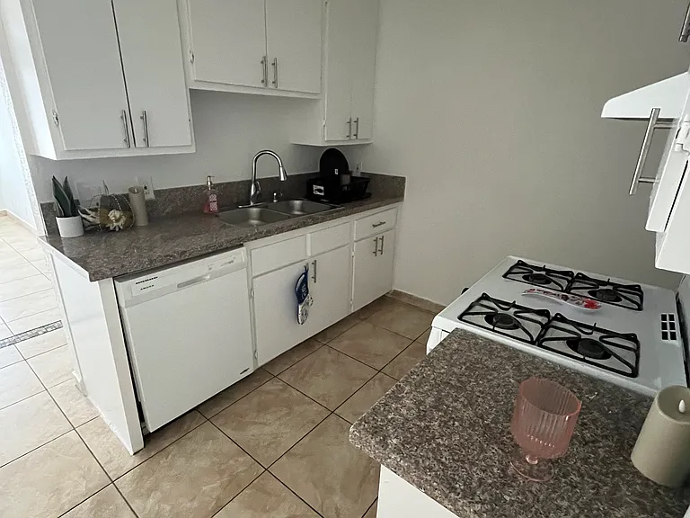 14000 Foothill Blvd #227 — Photo 1