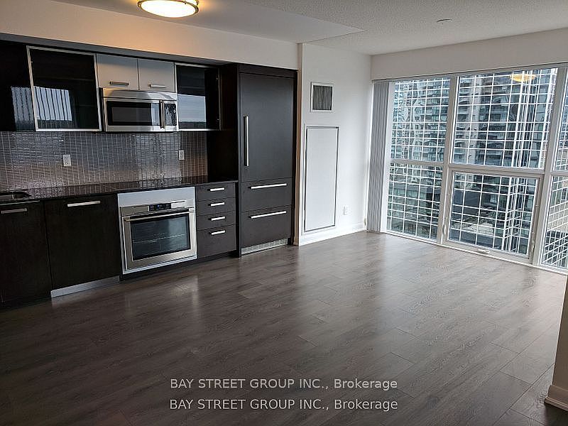 1st image of 5162 Yonge St #1112