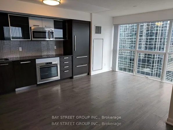 5162 Yonge St, Toronto, ON