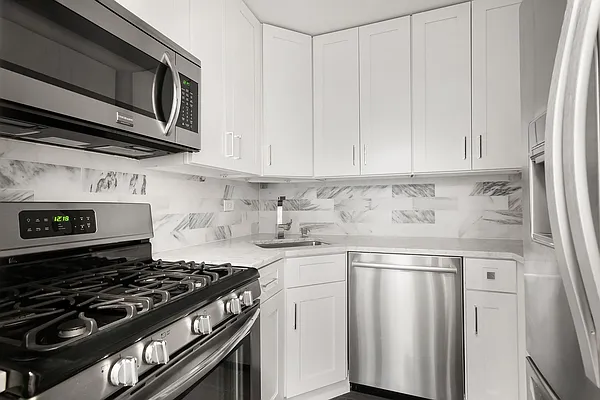 Sold by Compass | media 2