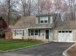 35 Nestro Rd, West Orange, NJ 07052