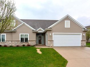 2391 Coral Ct NE, Rochester, MN 55906