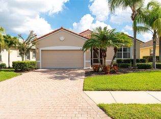 4243 64th Dr E, Sarasota, FL 34243