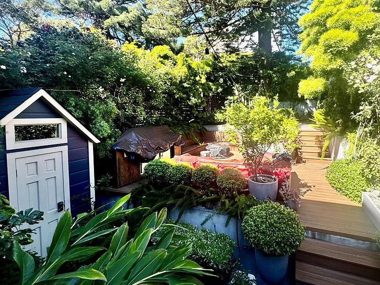 1914 Golden Gate Ave — Photo 21