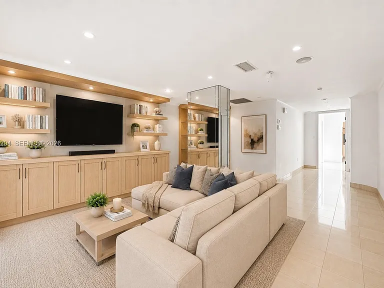 3 Grove Isle Dr #C605 — Photo 10