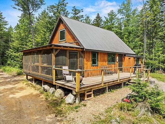 3rd image of 289 Pratt Road