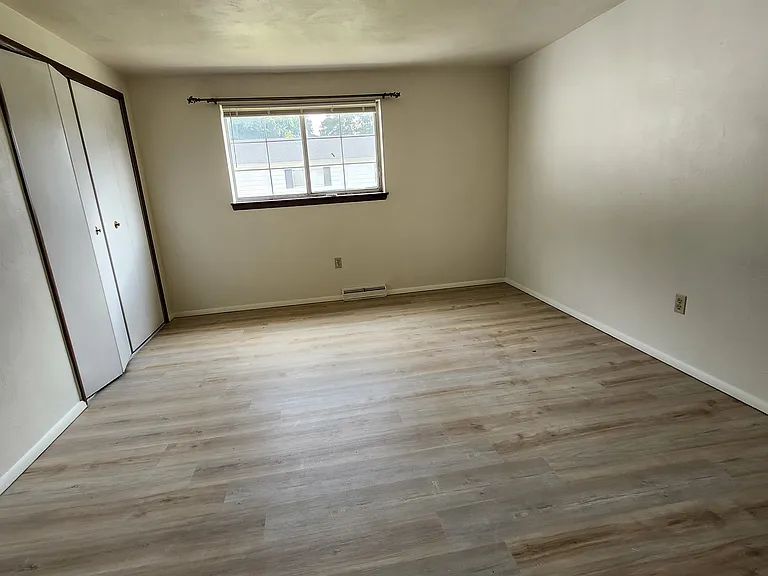 3287 Sardis Rd #C — Photo 8