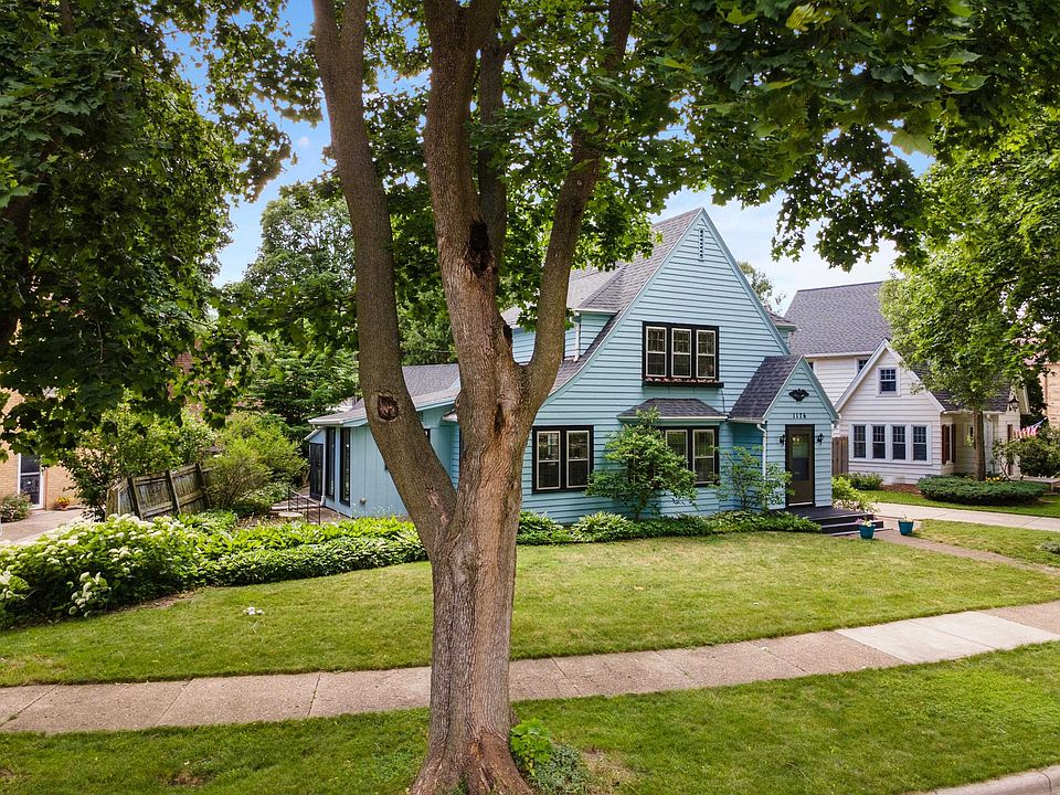 1st image of 1176 Columbus Cir