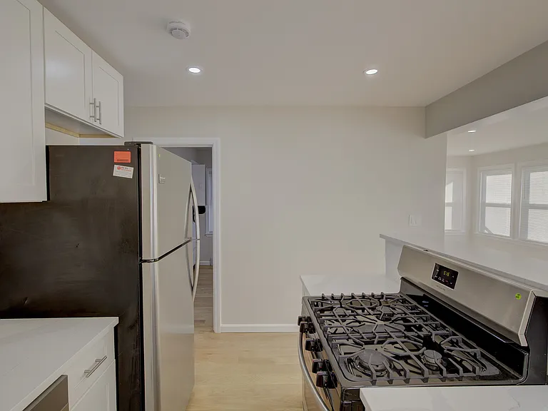 26 Ohio Ave #1 — Photo 11