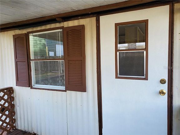 5th image of 8216 W Woodbury Ct