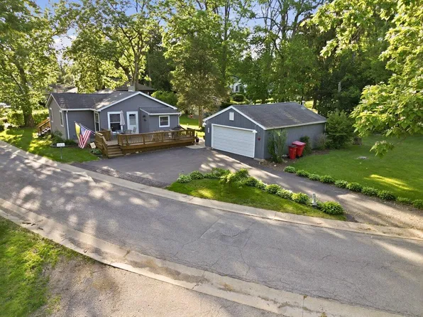 7306 W 143rd Pl, Cedar Lake, IN 46303