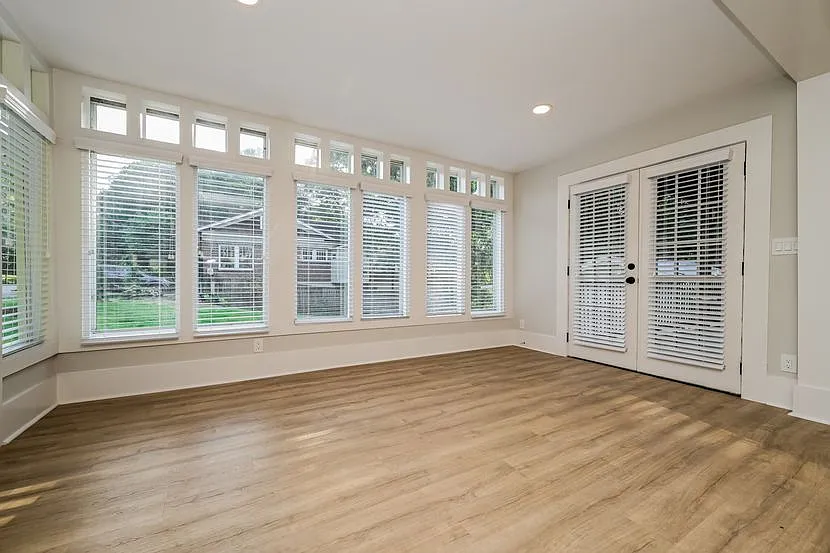 4 bed, 4.0 bath, 2450 sqft, $5,750 — Photo 4