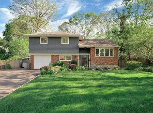 24 Harvard Ln, Commack, NY 11725