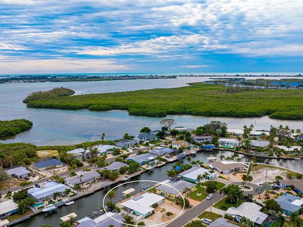 10319 Kingfisher Rd W, Bradenton, FL 34209