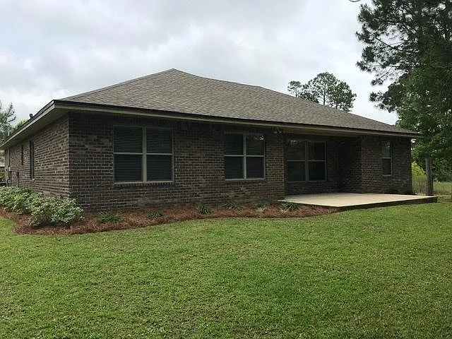 1902 Oak Ave — Photo 4