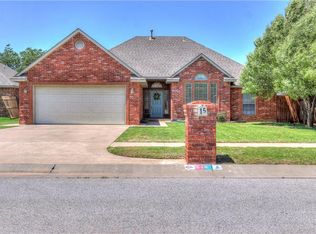 15 Westend Ct, Tuttle, OK 73089