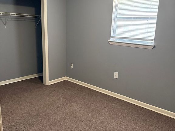 5th image of 719 Navy St APT A