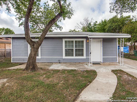2nd image of 2546 Delgado St