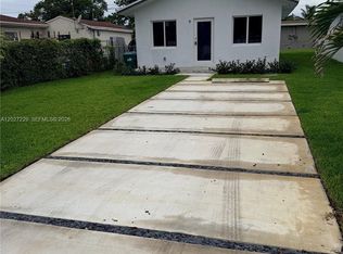1185 NW 100th St, Miami, FL 33150