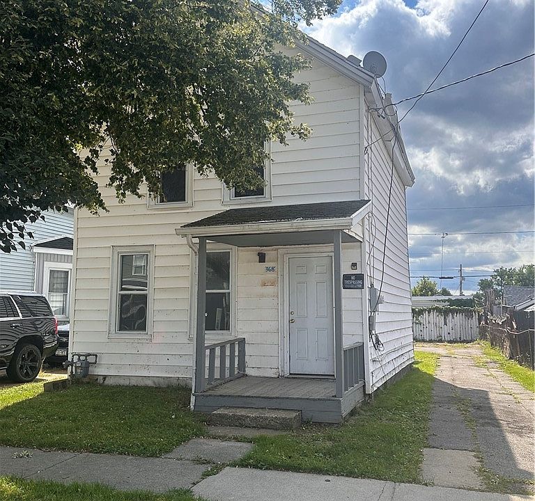 2nd image of 368 Dearborn St