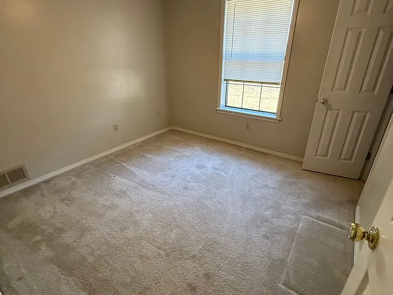 903 Aspen Ave — Photo 9