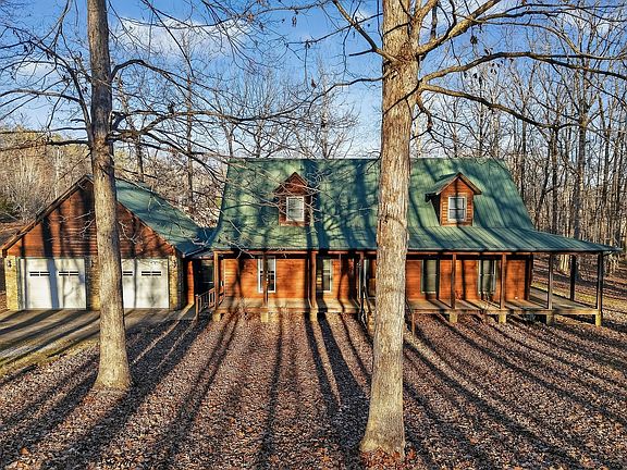 4th image of 1011 Low Gap Rd