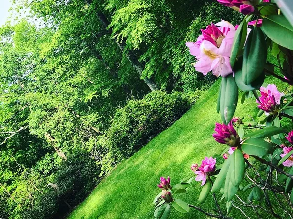 17 Woodgreen Way, Syosset, NY 11791