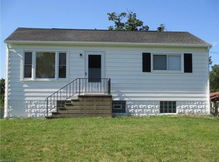 4865 French Creek Rd, Sheffield Village, OH 44054