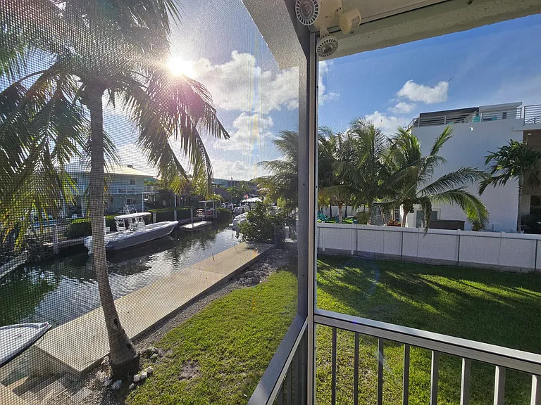 126 Gulfview Dr — Photo 33