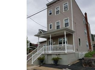 1348 Mount Hope Ave, Pottsville, PA 17901