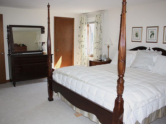 4th image of 79 Primrose Ln