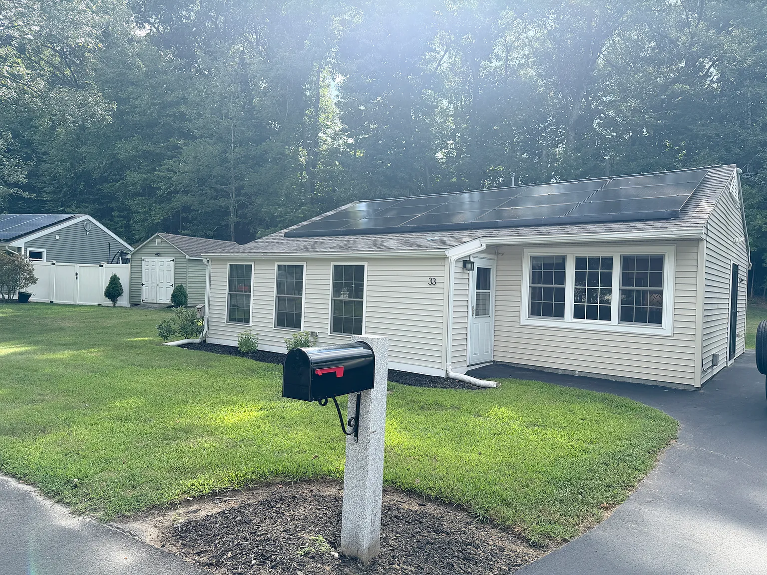 3 bed, 954 sqft, $2,900 — Photo 1