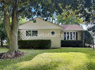 3704 Jay Ln, Rolling Meadows, IL 60008