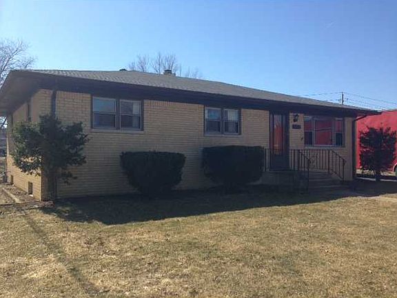 2nd image of 5353 Maplewood Dr