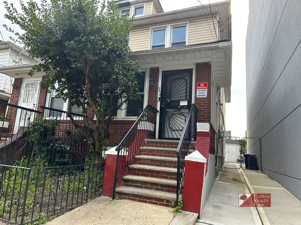 242 East 52nd Street image 1 of 25