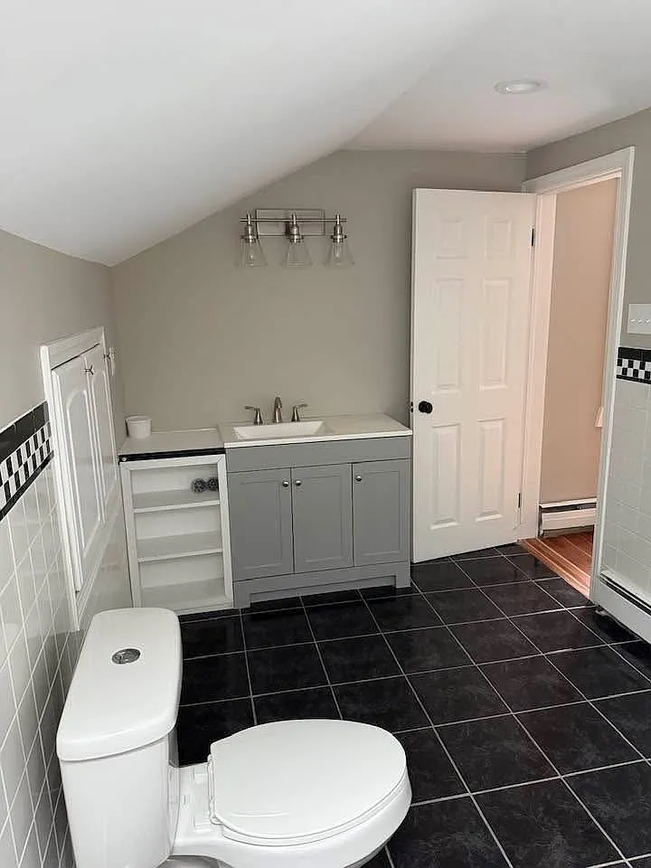 2 bed, 1000 sqft, $2,100 — Photo 1