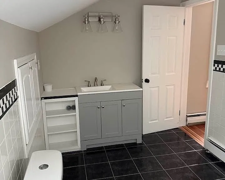 3541 Acushnet Ave #2 — Photo 1