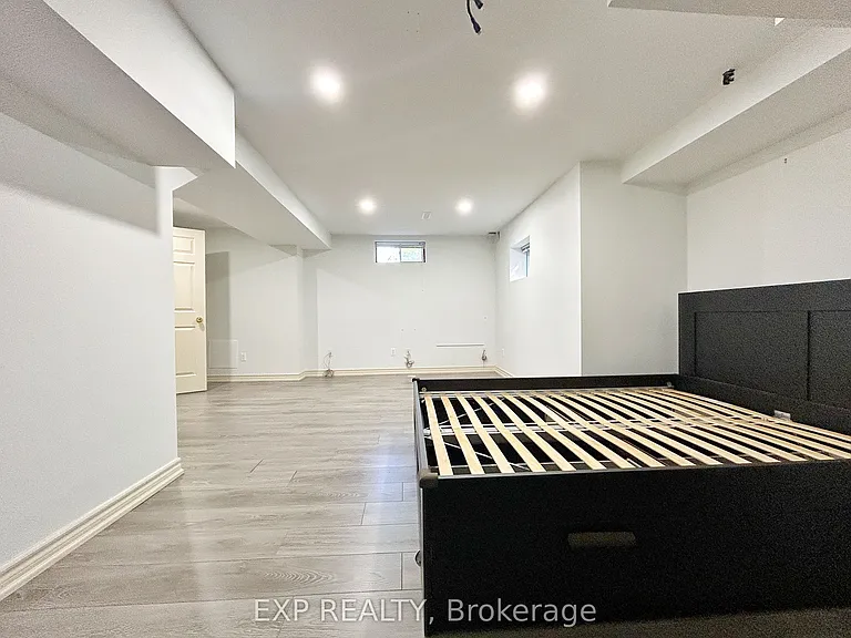 23 Haskell Cres — Photo 30