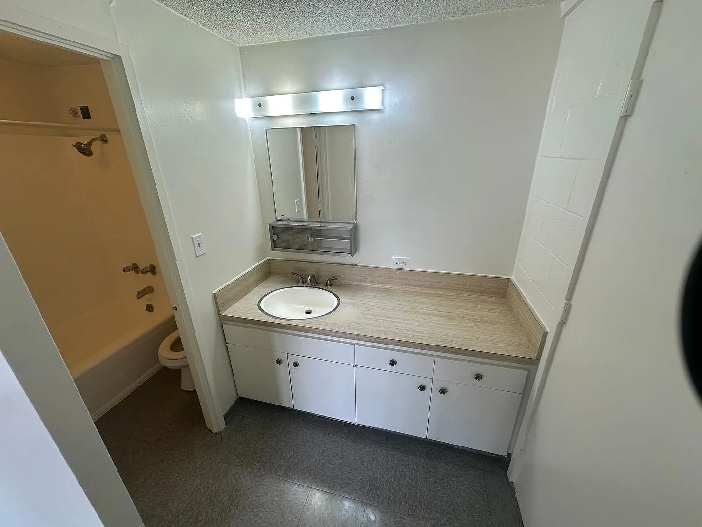 Alapai Lofts Llc — Photo 4