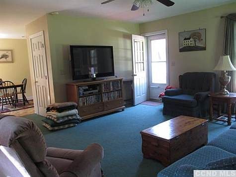 4th image of 59 Payn Ave