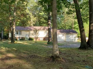 6901 Jeffers Rd, Whitehouse, OH 43571